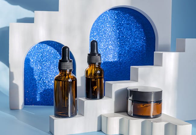 鼎億玻璃-化妝瓶/容器設計製造｜網頁設計、網站架設